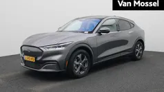 Grijs Gebruikt 2021 Ford Mustang Mach-E SUV | € 22.945 (Eerlijke prijs)