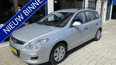 Grijs Gebruikt 2009 Hyundai i30 Active Stationwagen | € 2.799 (Eerlijke prijs)