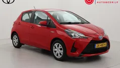 Rood Gebruikt 2019 Toyota Yaris Hybrid Active Hatchback | € 15.000 (Eerlijke prijs)