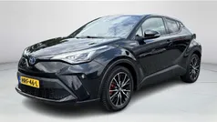 Zwart Gebruikt 2020 Toyota C-HR Executive SUV | € 24.880 (Eerlijke prijs)
