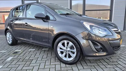 Occasion 2014 Opel Corsa Cosmo Hatchback | € 5.500 (Eerlijke prijs)