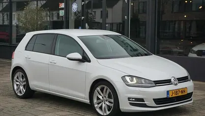 Occasion 2012 VW Golf VII Highline Hatchback | € 10.480 (Eerlijke prijs)