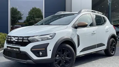 Wit Gebruikt 2024 Dacia Sandero Extreme Hatchback | € 18.895 (Eerlijke prijs)