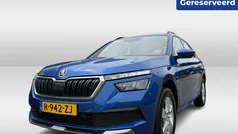 Blauw, metallic lak Gebruikt 2023 Skoda Kamiq Ambition SUV | € 20.450 (Eerlijke prijs)