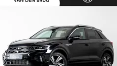 Zwart Gebruikt 2024 VW T-Roc R-line SUV | € 36.195 (Eerlijke prijs)
