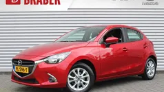 Rood Gebruikt 2017 Mazda 2 Dynamic Hatchback | € 13.295 (Eerlijke prijs)