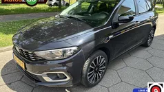 Blauw Gebruikt 2023 Fiat Tipo Hatchback | € 22.745 (Eerlijke prijs)