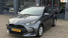 Gebruikt 2022 Toyota Yaris Active Hatchback | € 18.999 (Eerlijke prijs)