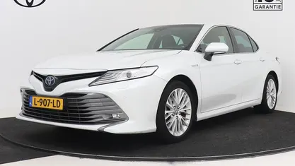 Occasion 2021 Toyota Camry Executive Sedan | € 34.950 (Eerlijke prijs)