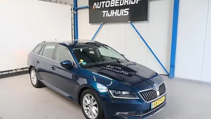 Blauw Gebruikt 2016 Skoda Superb Business Line Stationwagen | € 9.450 (Eerlijke prijs)