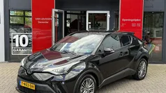 Gebruikt 2023 Toyota C-HR Executive SUV | € 29.900 (Eerlijke prijs)