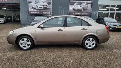 Bruin Gebruikt 2006 Nissan Primera Sedan | € 1.995 (Eerlijke prijs)