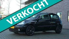 Zwart Gebruikt 2004 Renault Clio II Authentique Hatchback | € 1.995 (Eerlijke prijs)