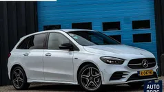 Wit Gebruikt 2022 Mercedes B250e Business MPV | € 33.840 (Eerlijke prijs)