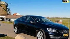 Blauw Gebruikt 2018 Volvo S60 Sedan | € 17.450 (Eerlijke prijs)
