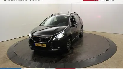 Zwart Gebruikt 2018 Peugeot 2008 Active SUV | € 10.740 (Eerlijke prijs)