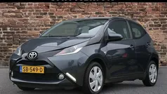 Gebruikt 2018 Toyota Aygo X-play Hatchback | € 7.945 (Eerlijke prijs)