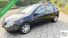 Zwart Gebruikt 2007 Kia Cerato 2 Hatchback | € 1.999 (Eerlijke prijs)
