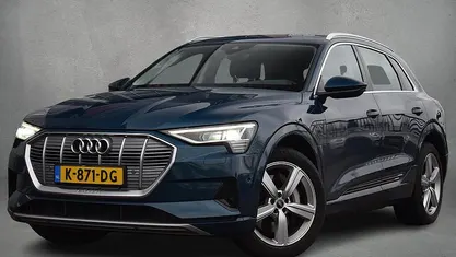 Blauw Gebruikt 2020 Audi e-tron Business SUV | € 22.450 (Eerlijke prijs)