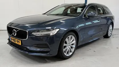 Occasion 2020 Volvo V90 Momentum Stationwagen | € 28.945 (Eerlijke prijs)