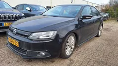 Zwart Gebruikt 2013 VW Jetta Highline Sedan | € 3.100 (Super prijs)