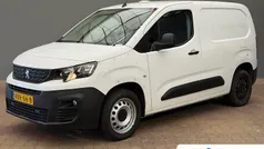 Wit Gebruikt 2019 Peugeot Partner Premium Van | € 10.272 (Super prijs)