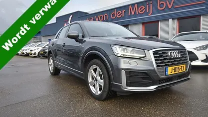 Grijs Occasion 2020 Audi Q2 S-Line SUV | € 22.750 (Eerlijke prijs)
