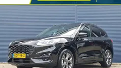 Zwart Gebruikt 2022 Ford Kuga ST-Line X SUV | € 27.385 (Eerlijke prijs)