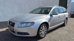 Gebruikt 2008 Volvo V70 Momentum Stationwagen | € 10.950 (Eerlijke prijs)