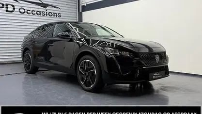 Zwart Gebruikt 2024 Peugeot 408 Allure Sedan | € 29.950 (Super prijs)