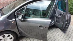 Gebruikt 2010 Opel Meriva Cosmo MPV | € 3.899 (Eerlijke prijs)
