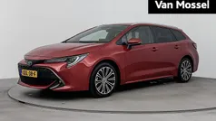 Rood Gebruikt 2020 Toyota Corolla Stationwagen | € 22.935 (Eerlijke prijs)
