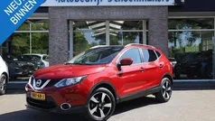 Rood Gebruikt 2017 Nissan Qashqai 360º SUV | € 13.995 (Goede deal)