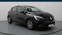 Gebruikt 2023 Renault Clio V Equilibre Hatchback | € 15.790 (Eerlijke prijs)