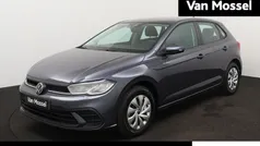 Grijs, metallic lak Gebruikt 2024 VW Polo Hatchback | € 21.900 (Eerlijke prijs)