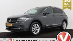 Grijs, metallic lak Gebruikt 2021 VW Tiguan Business SUV | € 22.899 (Goede deal)