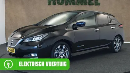 Occasion Nissan Leaf Tekna 50 kW (68 PK) 2018 Zwart Hatchback
