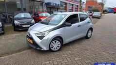 Grijs Gebruikt 2021 Toyota Aygo Hatchback | € 9.750 (Eerlijke prijs)