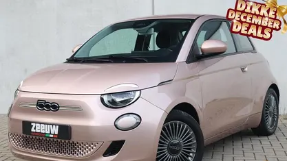 Gebruikt 2022 Fiat 500e Icon Hatchback | € 19.450 (Eerlijke prijs)