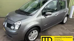 Gebruikt 2006 Renault Modus Dynamique MPV | € 2.995 (Eerlijke prijs)