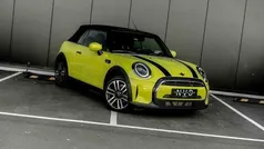 Gebruikt 2021 Mini Cooper Cabriolet Comfort Cabriolet | € 25.800 (Eerlijke prijs)