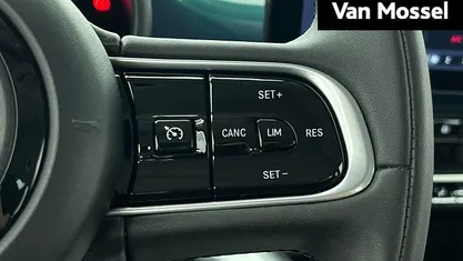 Groen Gebruikt 2020 Fiat 500e Icon Hatchback | € 16.440 (Eerlijke prijs)