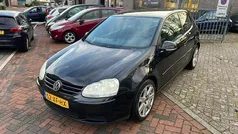 Zwart Gebruikt 2007 VW Golf V Hatchback | € 2.750 (Eerlijke prijs)