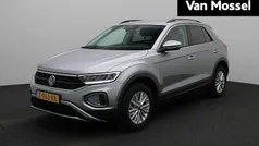 Gebruikt 2024 VW T-Roc Business SUV | € 27.400 (Eerlijke prijs)