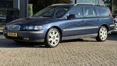 Blauw Gebruikt 2004 Volvo V70 Stationwagen | € 4.950 (Eerlijke prijs)