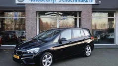 Zwart Gebruikt 2017 BMW 220 Executive Stationwagen | € 14.850 (Goede deal)