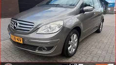 Grijs Gebruikt 2006 Mercedes B170 MPV | € 2.750 (Eerlijke prijs)
