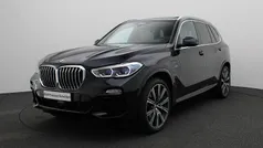 Zwart Gebruikt 2022 BMW X5 Executive SUV | € 68.950 (Eerlijke prijs)