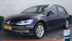 Zwart, metallic lak Gebruikt 2019 VW Golf VII Hatchback | € 14.400 (Eerlijke prijs)