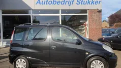 Zwart Gebruikt 2004 Toyota Yaris Verso Terra MPV | € 3.450 (Eerlijke prijs)
